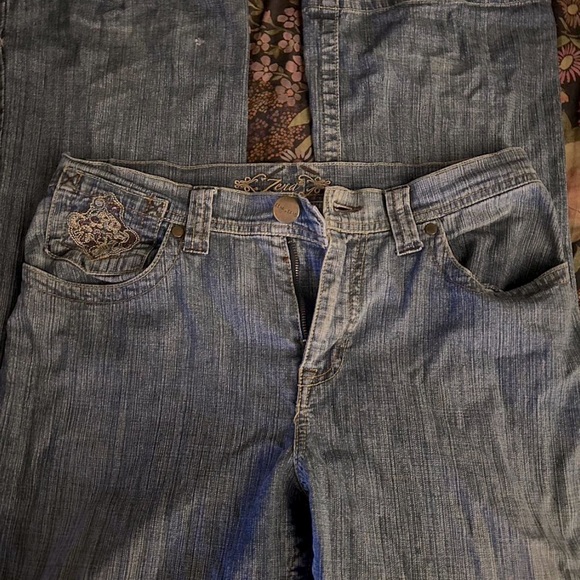 zena jeans ! size 28 button up back pockets - Picture 2 of 3
